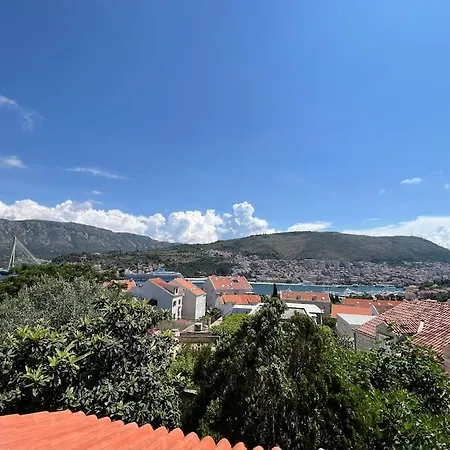 Apartment Lapad Ii *